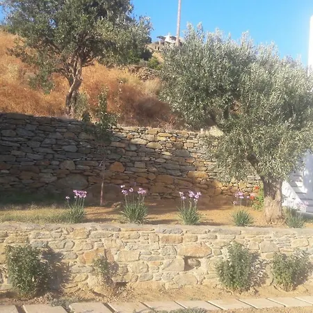 Vrahos Apartment Agios Romanos